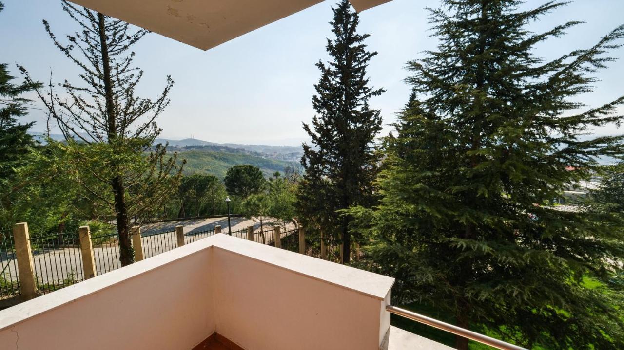 Chateau Linza Resort Tirana Exterior foto