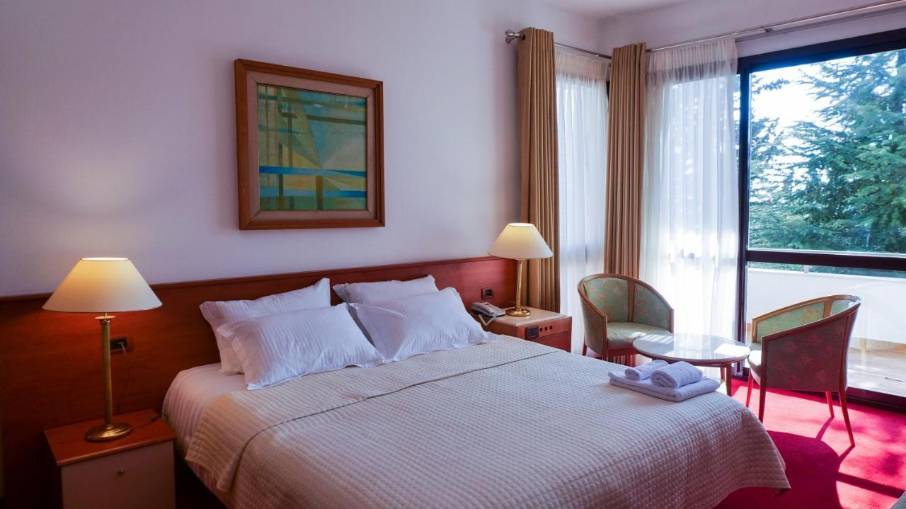 Chateau Linza Resort Tirana Exterior foto