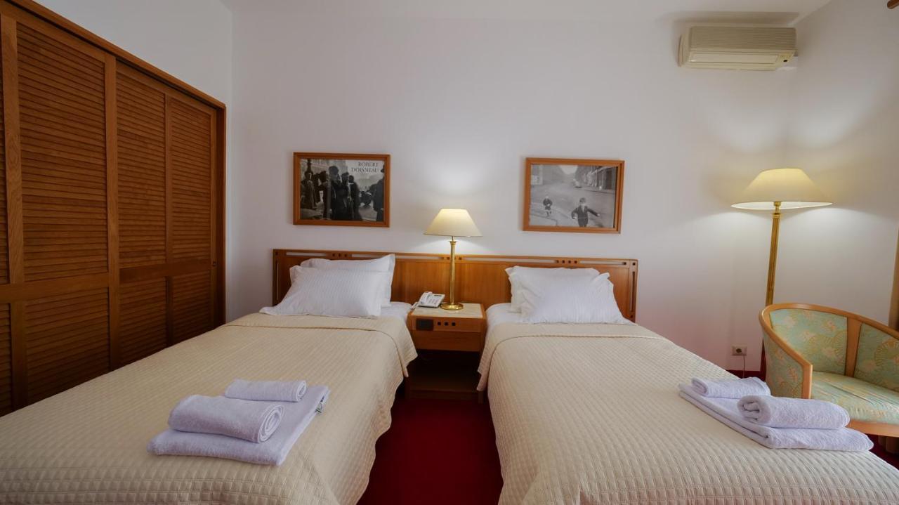 Chateau Linza Resort Tirana Exterior foto