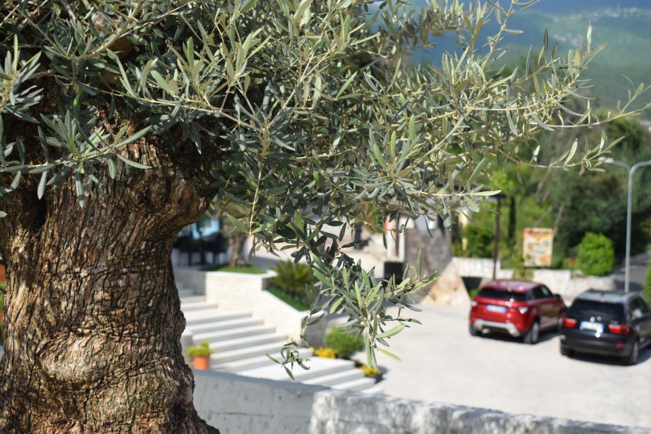 Chateau Linza Resort Tirana Exterior foto